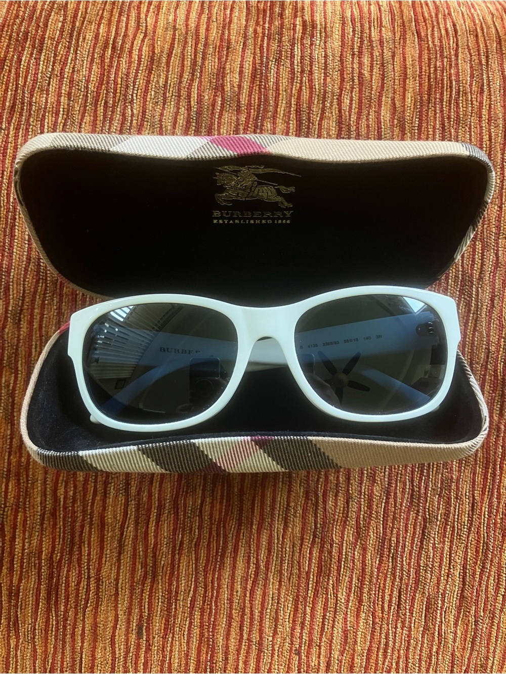 Burberry White Frame Sunglasses with Dark Lenses